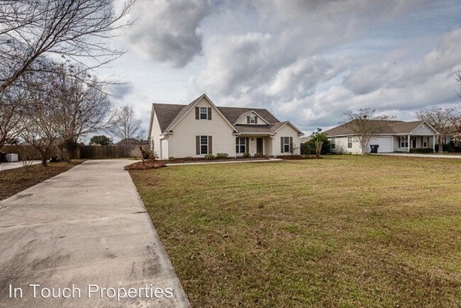 Foto del edificio - 3 br, 2 bath House - 36 Ridge Road