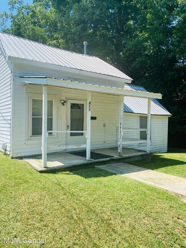Primary Photo - 1 br, 1 bath House - 211 Walnut st