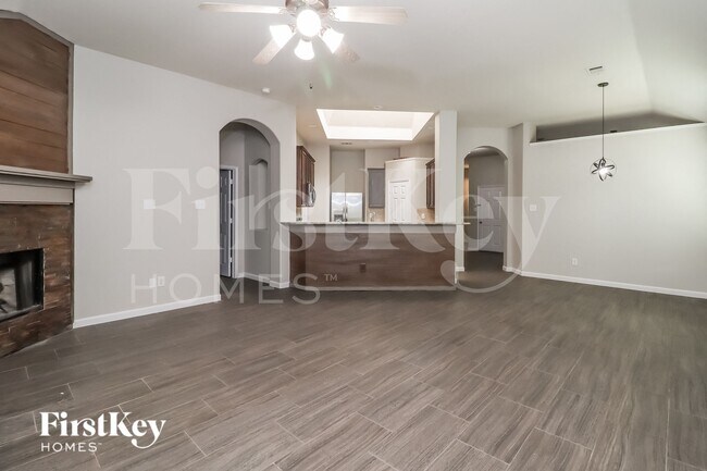 Foto del edificio - 10737 Emerald Park Ln