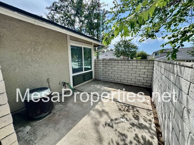 Foto del edificio - 1325 Brooktree Cir