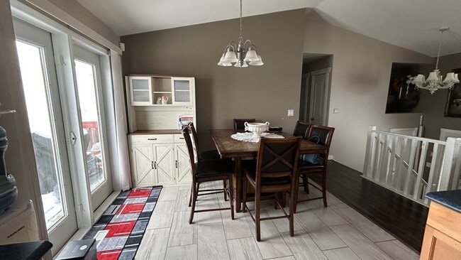 Building Photo - 3806-3843 43 Ave