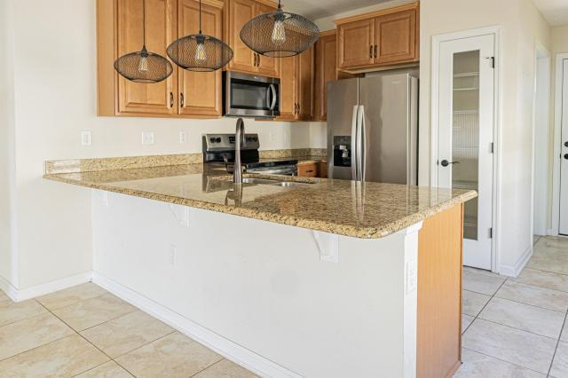 Building Photo - 3 bedroom in Jacksonville FL 32258