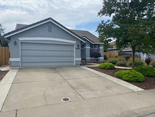 Foto del edificio - 5119 Windham Way