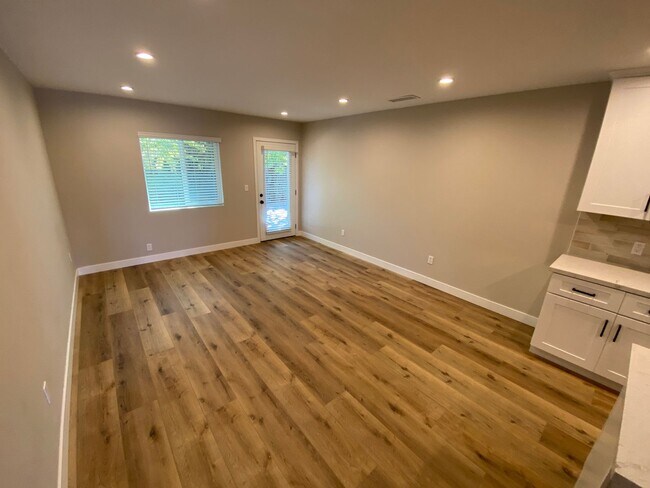 Foto del edificio - NEW Build (2022)!! 4BD/2BA (Lease out, pending signatures. Check back in a few days!)