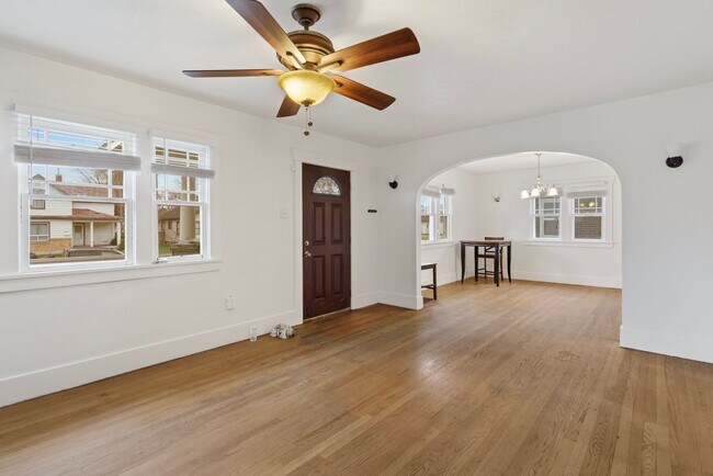 Foto del edificio - N Grant Ave (735)