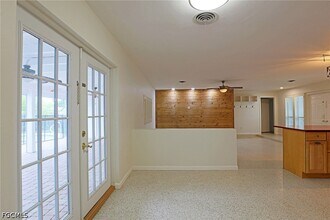 Building Photo - 1353 Stadler Dr