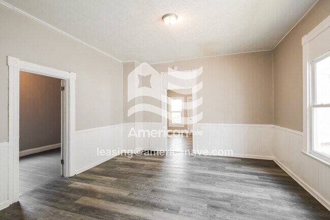 Foto del edificio - 603 E Oak St