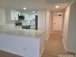 Building Photo - 512 Iolani Ave