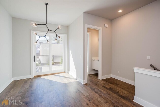 Building Photo - 691 Vidalia Ln