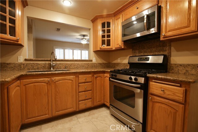 Building Photo - 5106 Aspen Dr