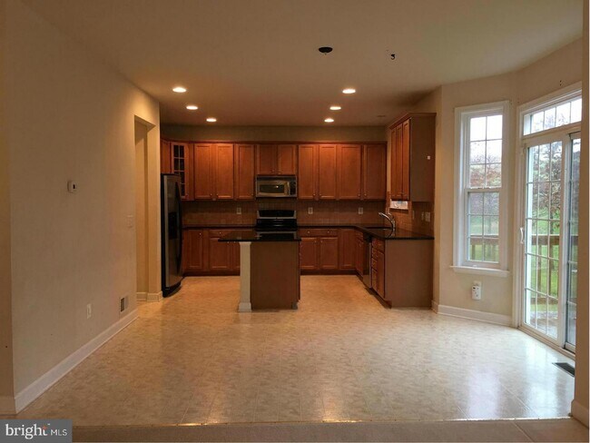 Foto del edificio - 16969 Horton Ct