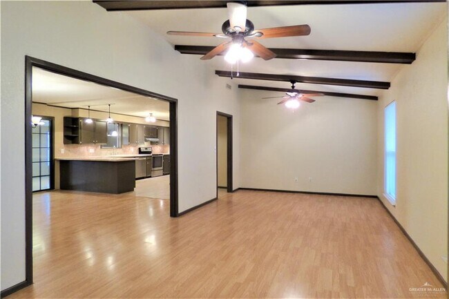 Foto del edificio - 1719 Primrose Ave