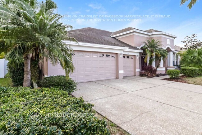 Foto del edificio - 1845 Beaconsfield Dr