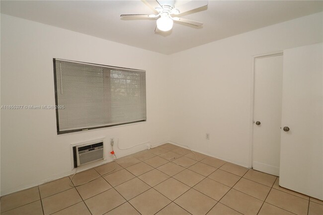 Building Photo - 777 NE 85th St