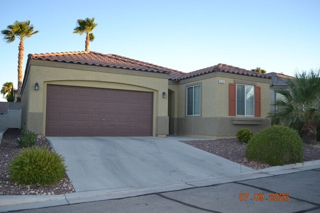 Building Photo - 2BED/2BA SOUTHWEST HOME - 1 STORY IN GATED COMMUNITY WITH POOL AREA AND SPA