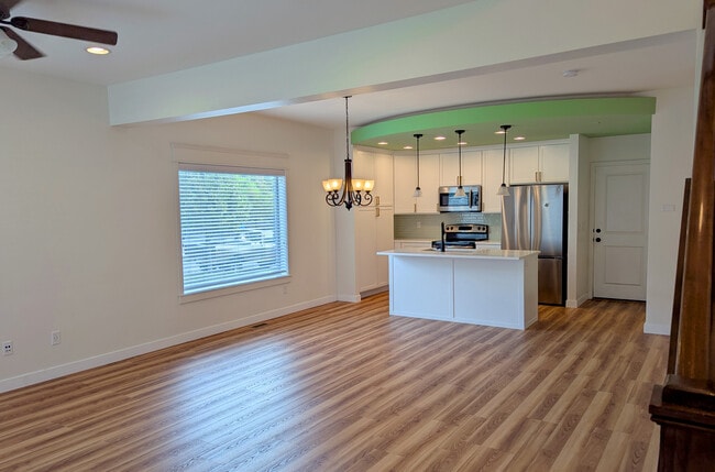 Building Photo - 7514 Lucca Ct