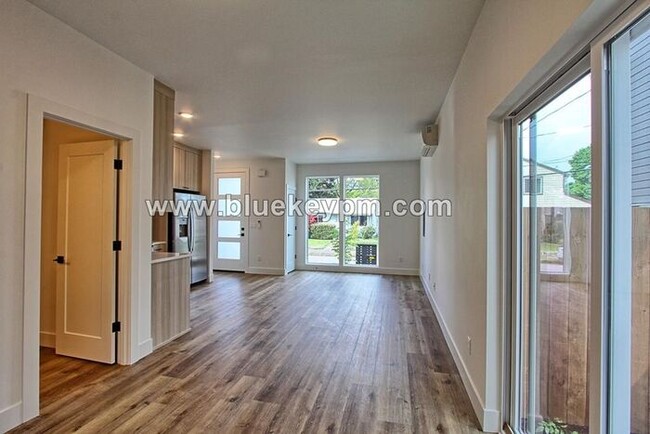 Foto del edificio - $2050! 2 Bed, 2.5 Bath Townhome in Arbor L...