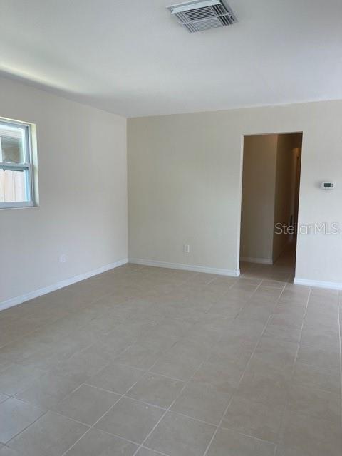 Building Photo - 312 S Betty Ln