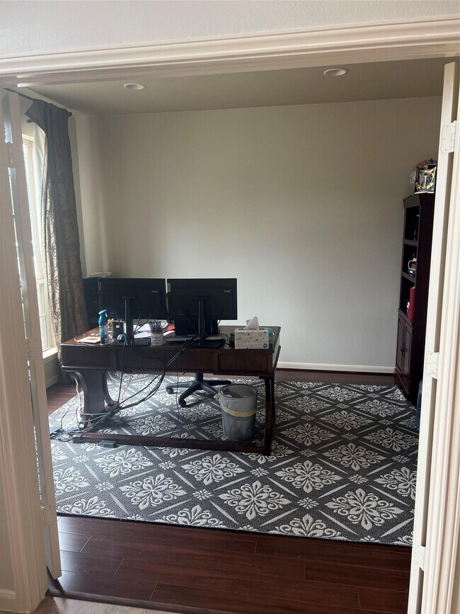 Spacious office with French doors - 13419 Breakwater Path Loop