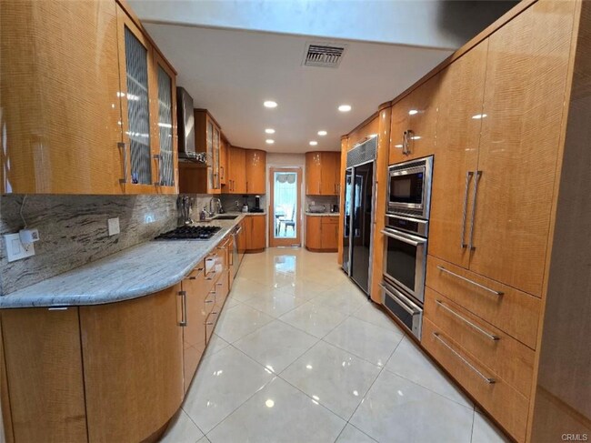 Foto del edificio - 11349 Baird Ave