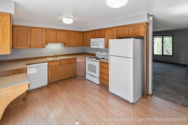 Foto del edificio - 9724-9726 N Wall St