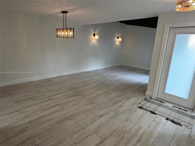 Foto del edificio - 7106 SW 112th Pl