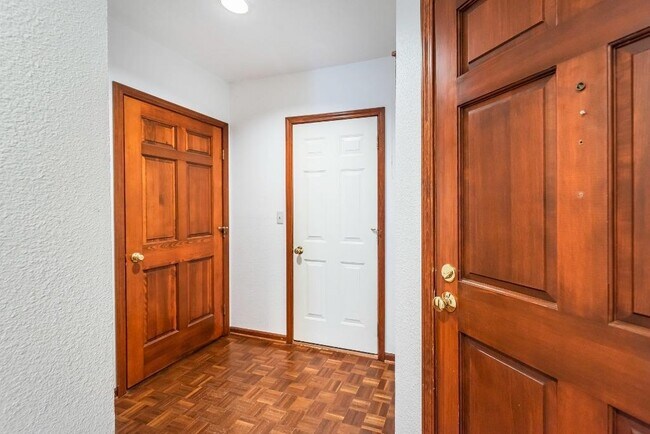 Foto del edificio - 3368 Breckland Ct
