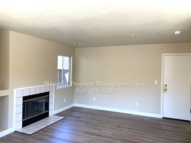 Foto del edificio - Inviting Two Story Home in Salinas with Open Living Spaces & Great Backyard