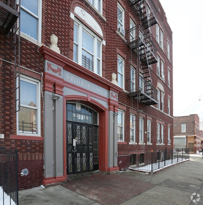 Foto del edificio - Winthrop Court