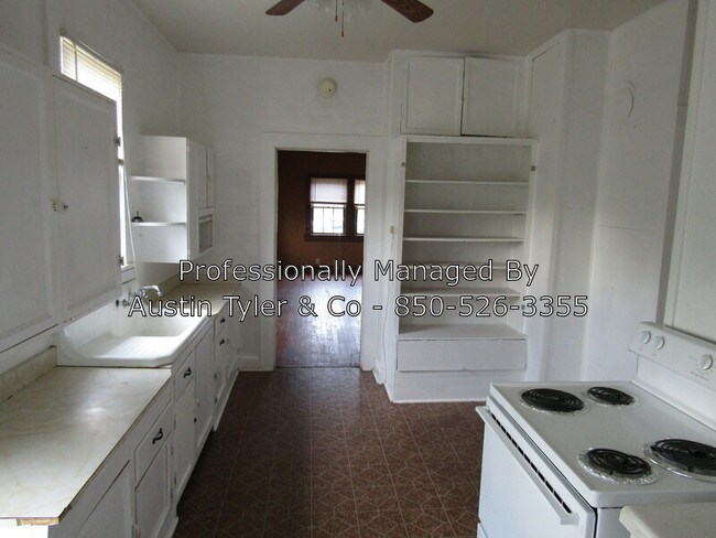 Foto del edificio - 4343 South St