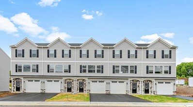 Building Photo - 330 Sruthi Dr