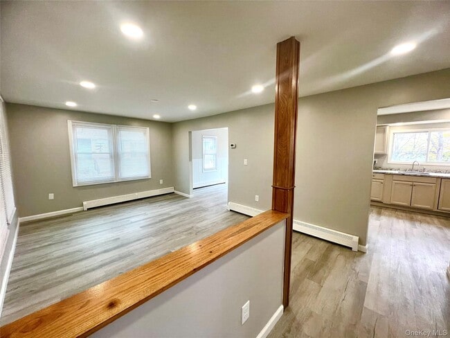 Foto del edificio - 229 Commonwealth Ave