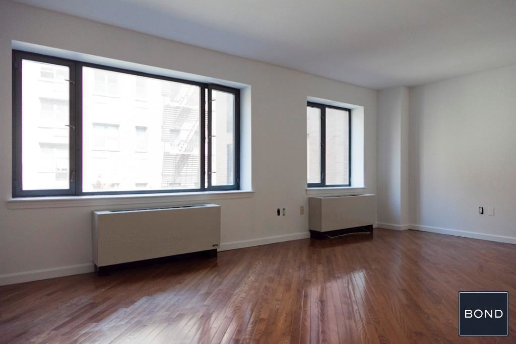 Primary Photo - 403 W 23rd St