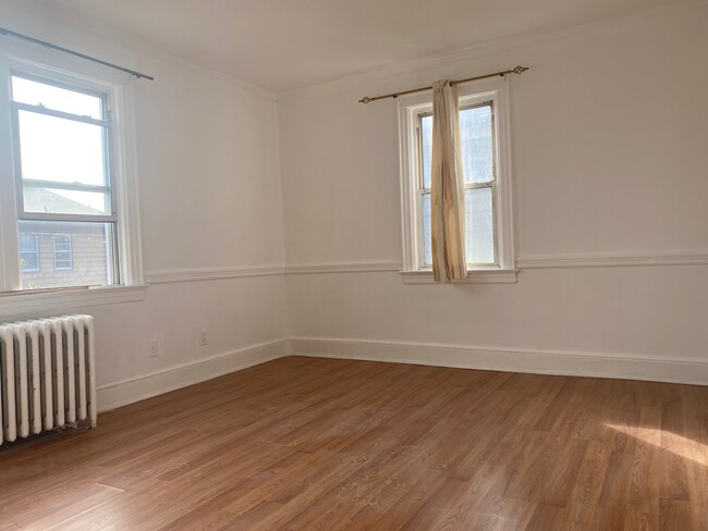 Building Photo - 4223 193rd St