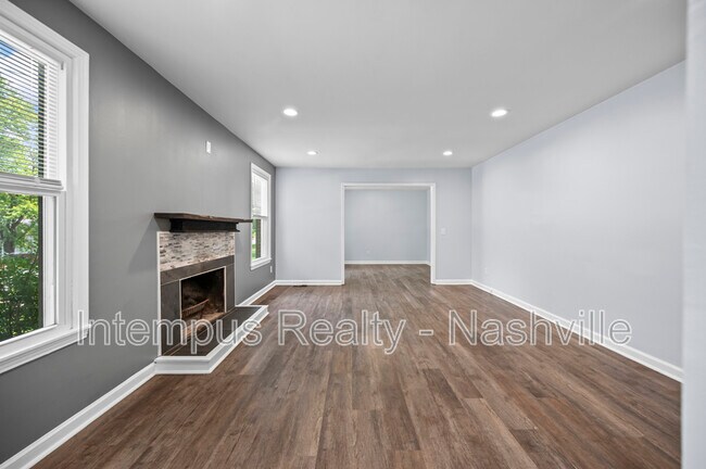 Foto del edificio - 804 Norwalk Dr