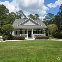 Building Photo - 467 Bothwell Dr