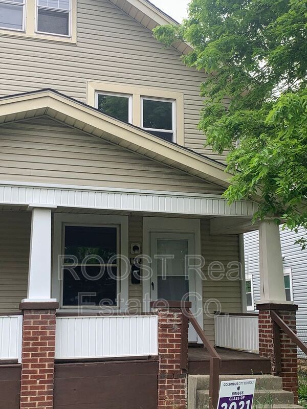Building Photo - 132 S Highland Ave