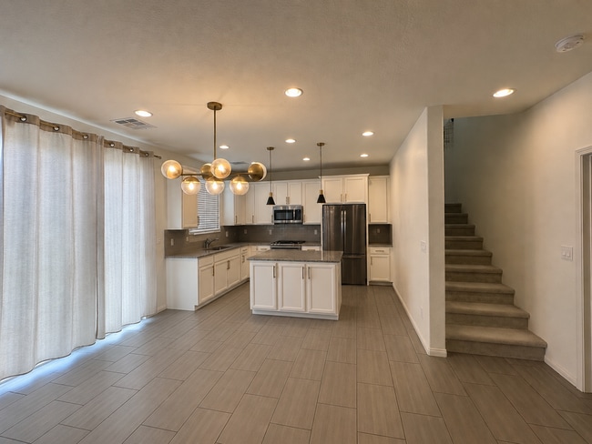 Building Photo - 7439 Tinley Creek Ave