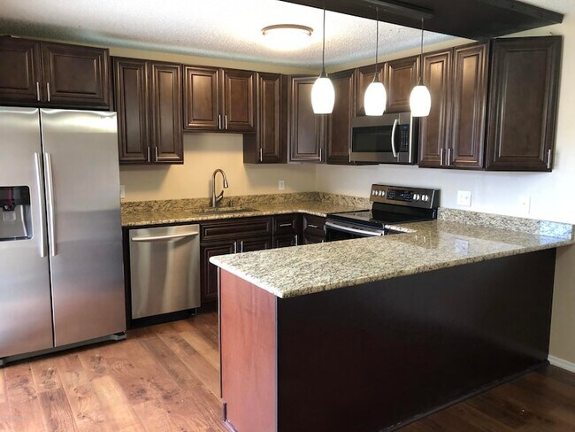 Foto del edificio - 2117 Patty Cir NE
