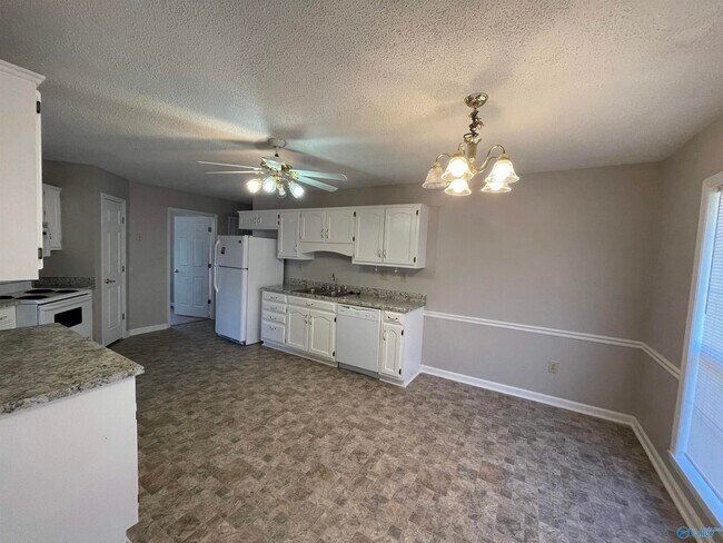 Foto del edificio - 100 Medicine Bend Ct