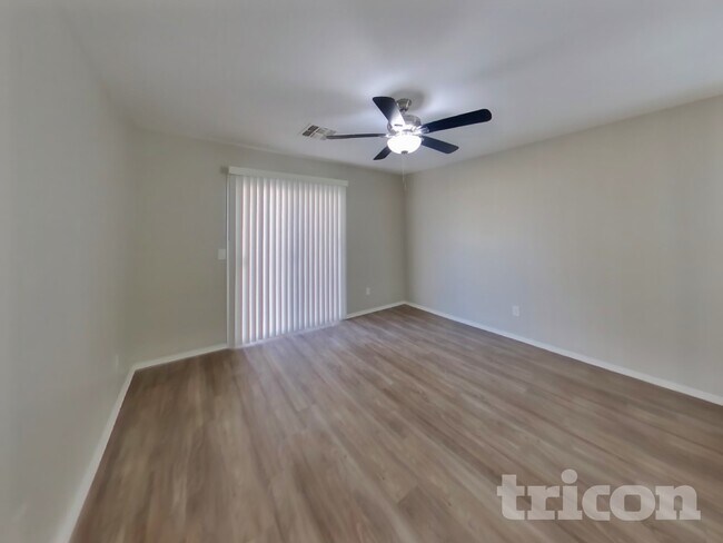 Building Photo - 5306 E Silverbell Rd