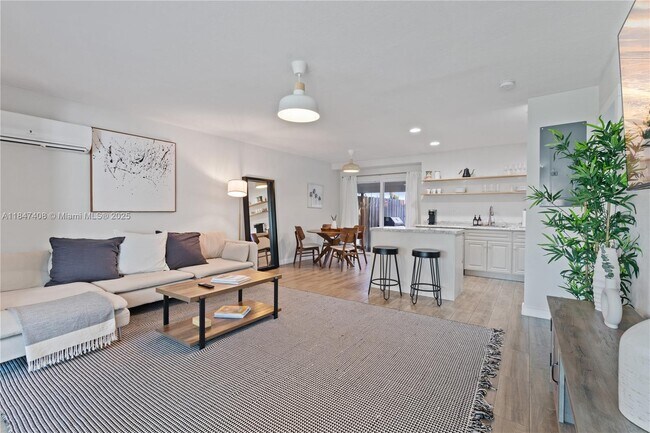 Foto del edificio - 300 SW 23rd St
