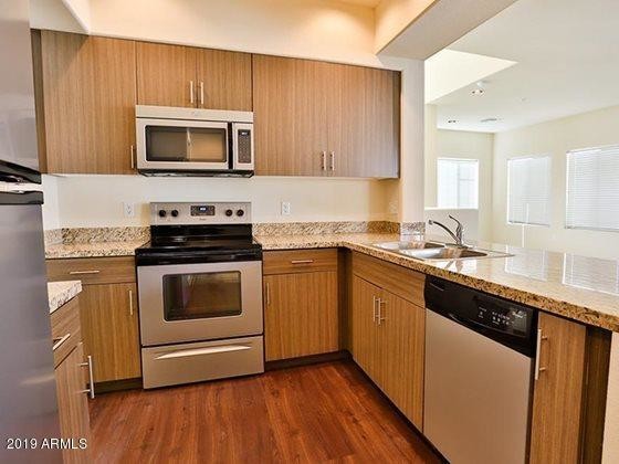 Foto principal - 16160 S 50th St