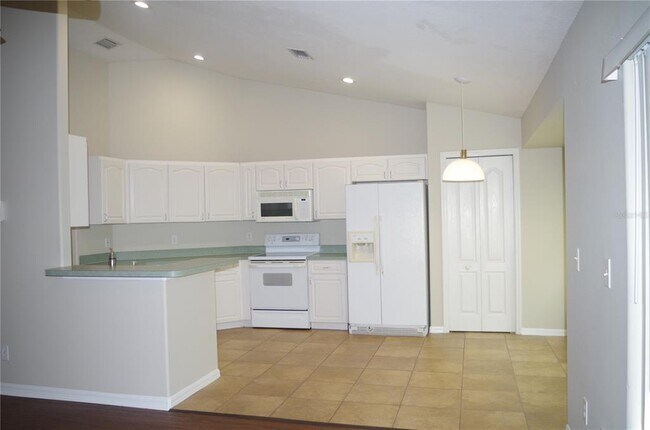 Building Photo - 4205 Jade Lane