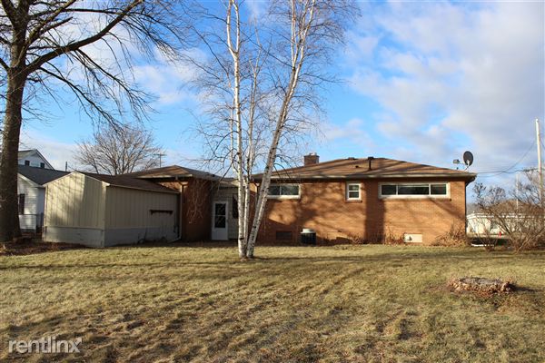 Building Photo - 4653 Garfield Rd