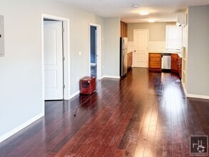 Building Photo - 60 AVE