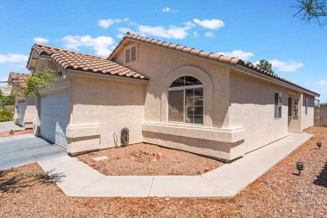 Building Photo - 3640 Copper Cactus Dr