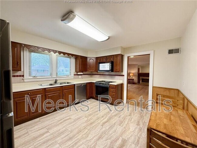 Foto del edificio - 3013 Ridgeview Dr