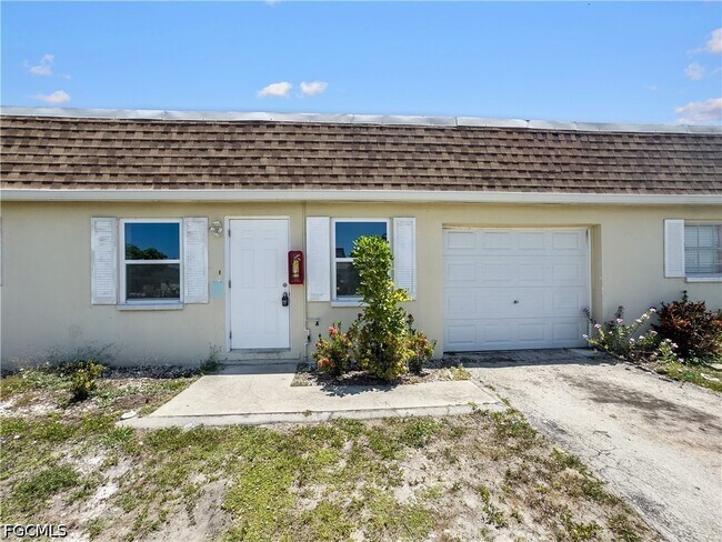 Foto del edificio - 6617 Warwick Cir