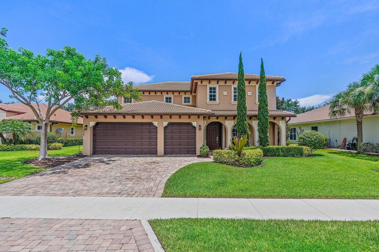 Foto principal - 455 Rudder Cay Way